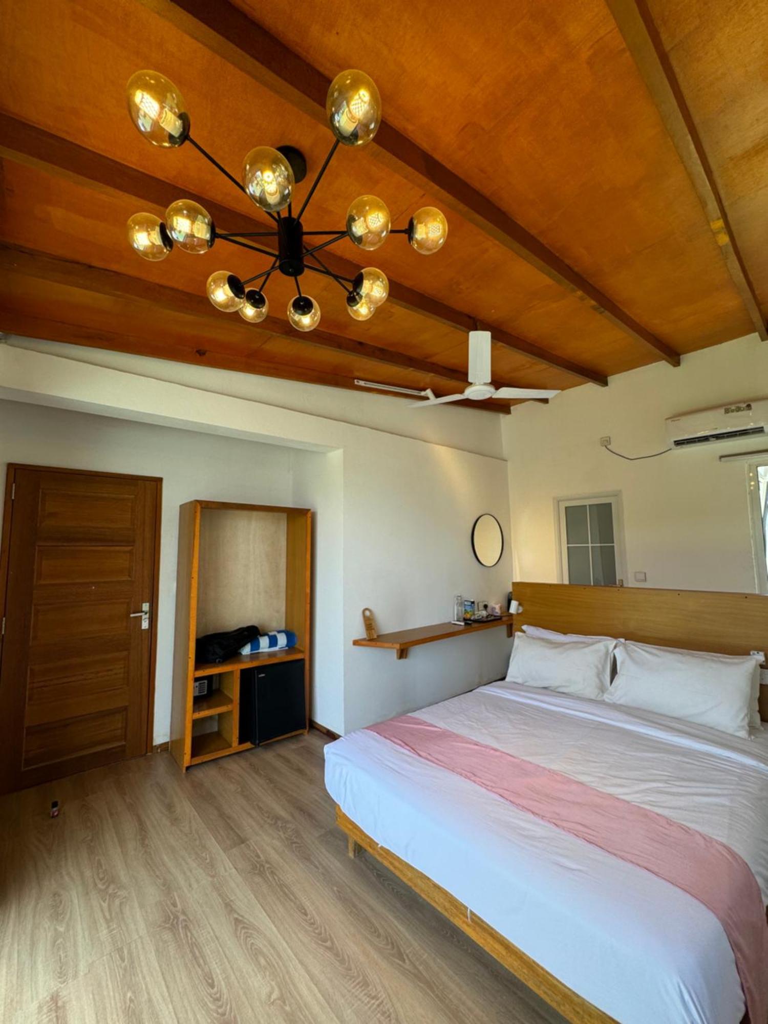 Pearlshine Retreat Maldives Hotell Gulhi Eksteriør bilde